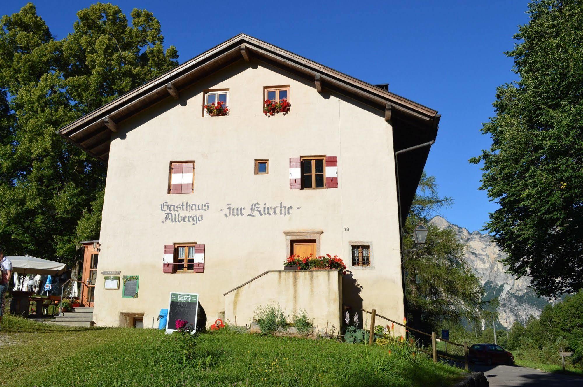 Hotel Zur Kirche Magre all' Adige Kültér fotó