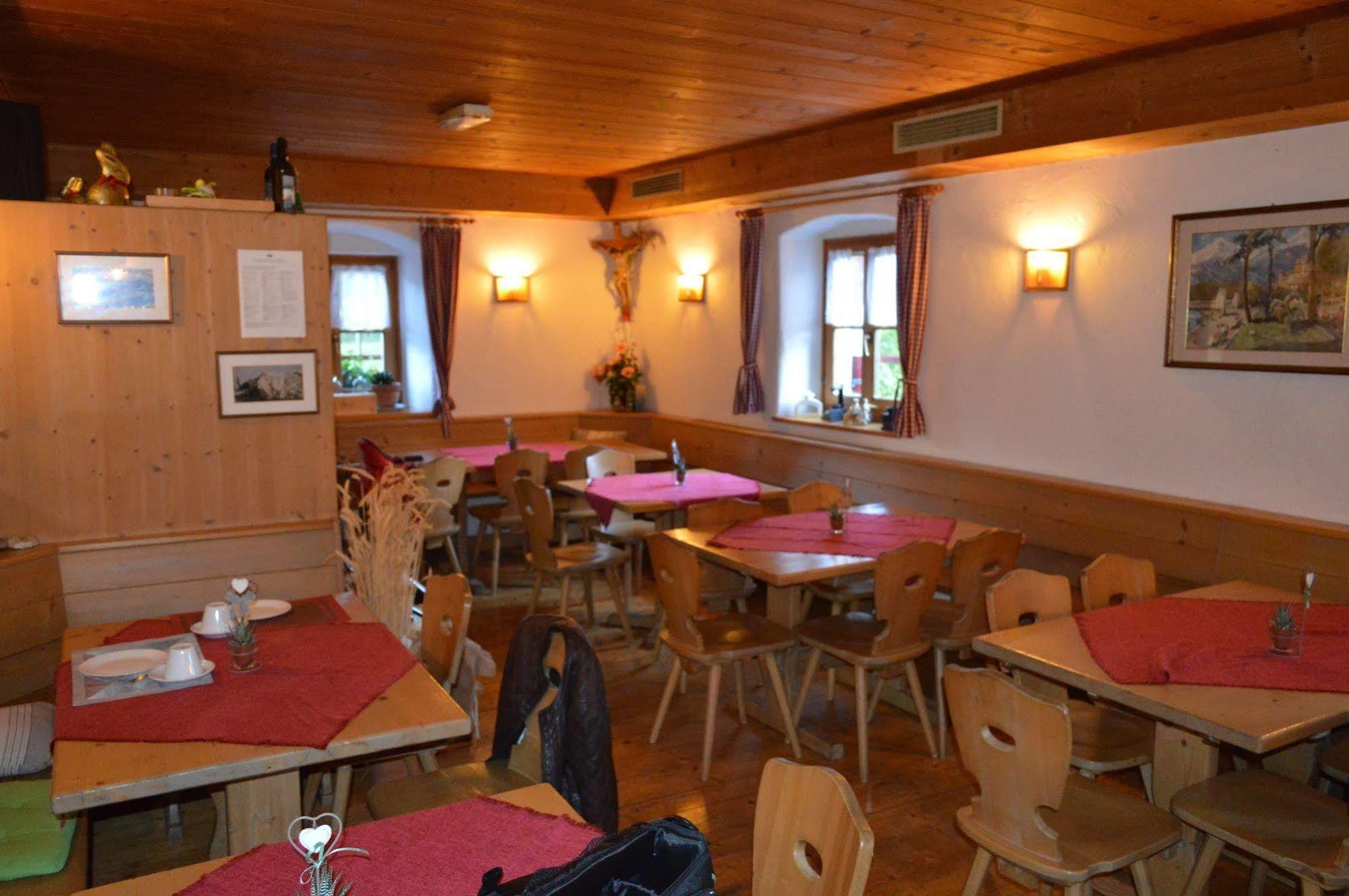 Hotel Zur Kirche Magre all' Adige Kültér fotó