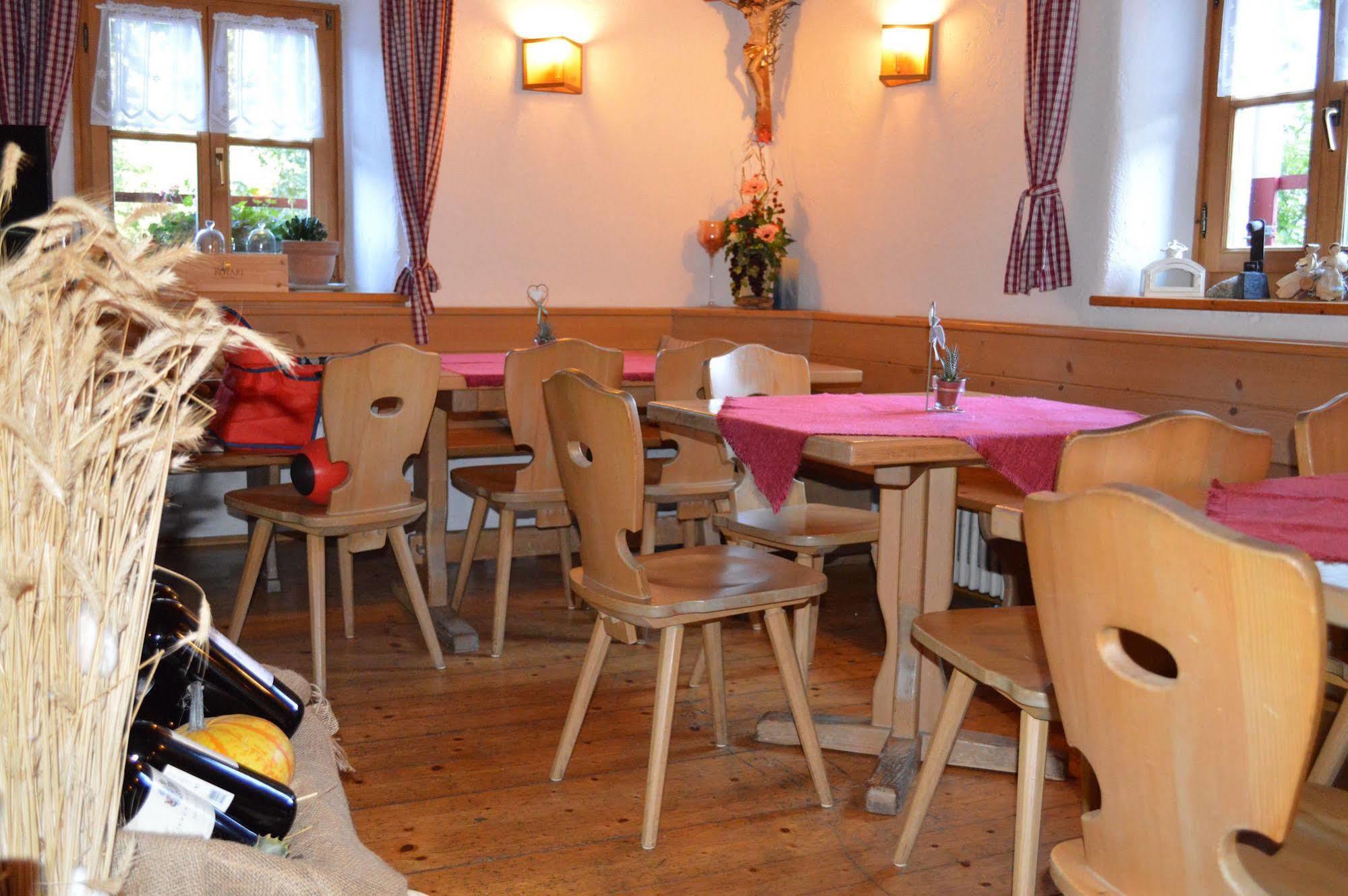 Hotel Zur Kirche Magre all' Adige Kültér fotó